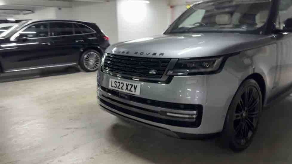 More views of Land Rover Range Rover