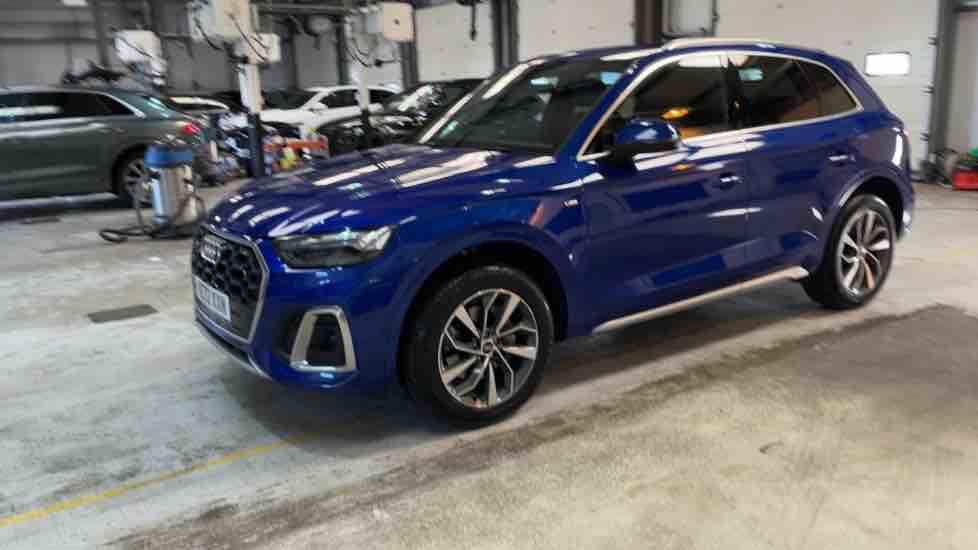 More views of Audi Q5