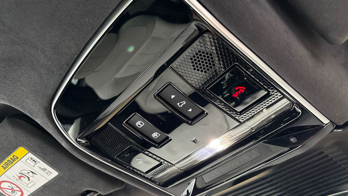 Land Rover Range Rover Sport Image 37
