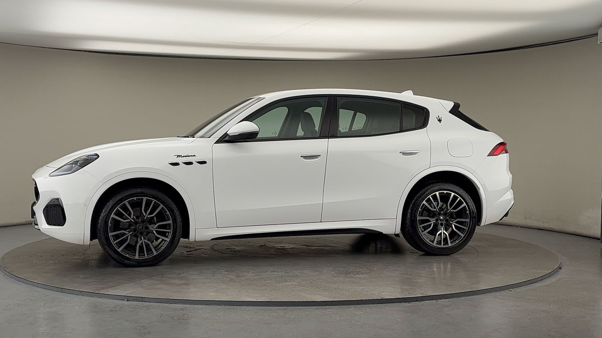 More views of Maserati Grecale