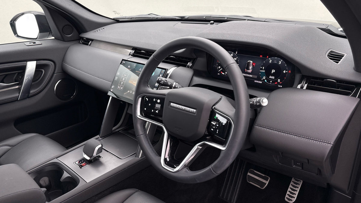 Land Rover Discovery Sport Image 5