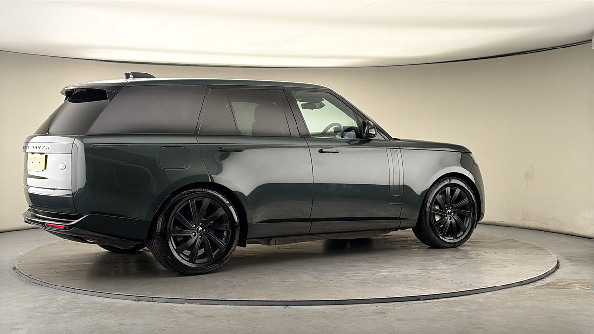 More views of Land Rover Range Rover