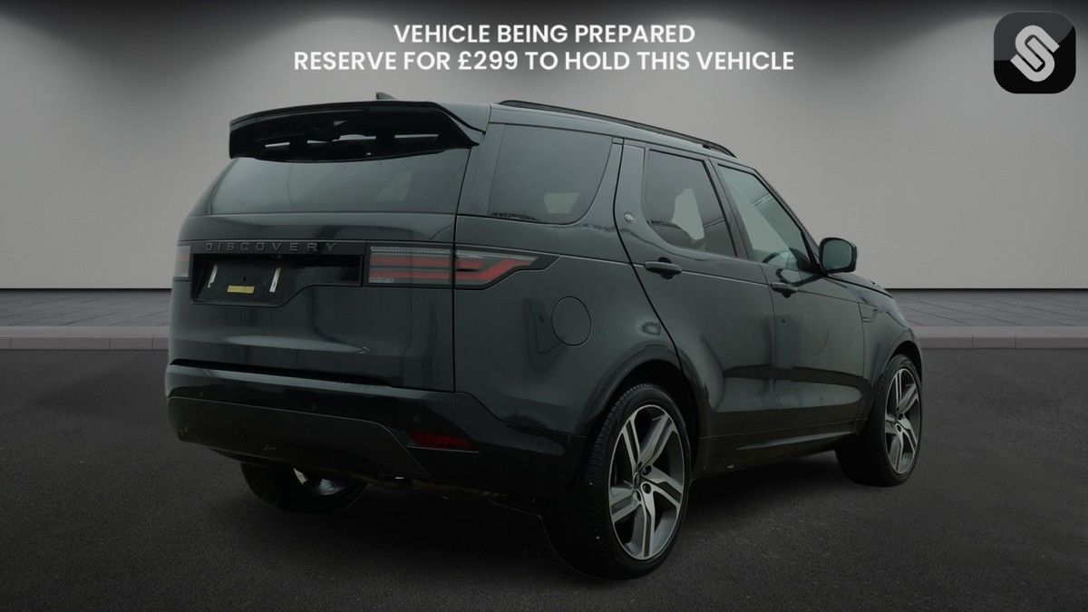 Land Rover Discovery Image 4