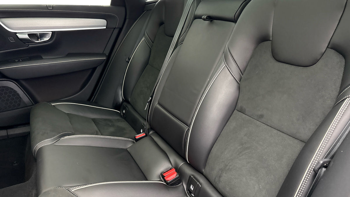 Volvo V90 Image 8