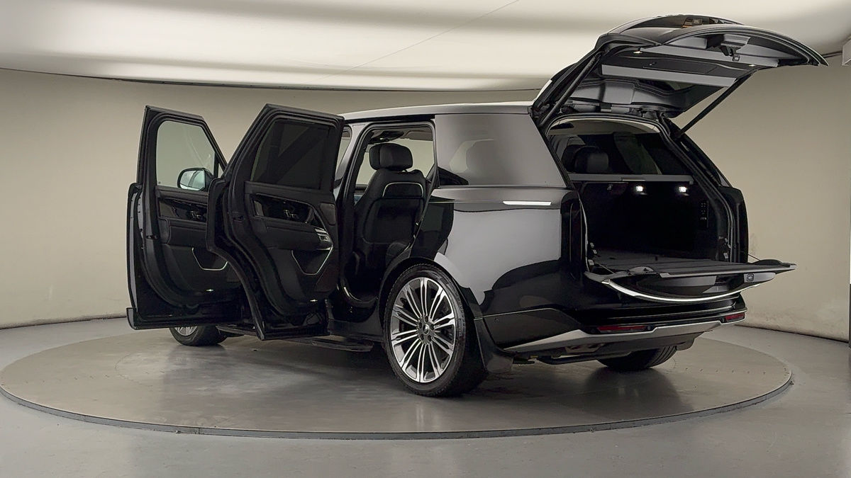 More views of Land Rover Range Rover