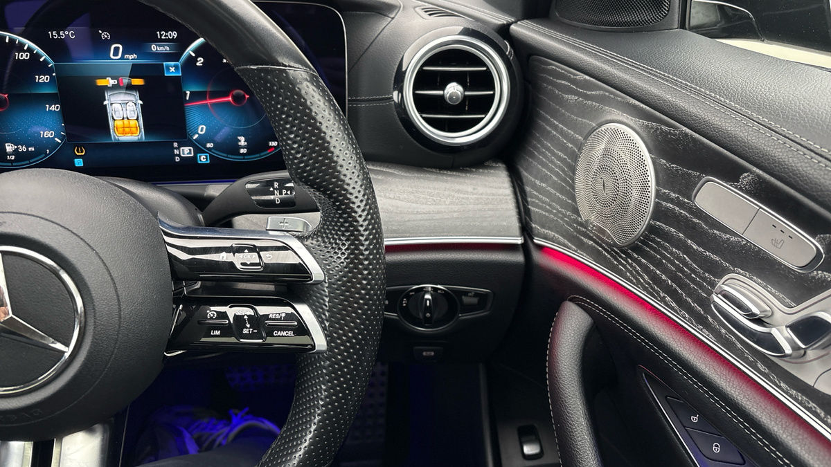 Mercedes-Benz E Class Image 14