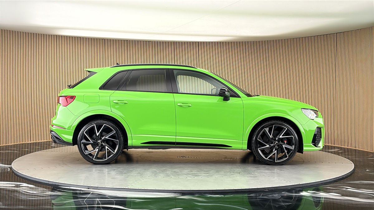 Audi RS Q3 Image 16