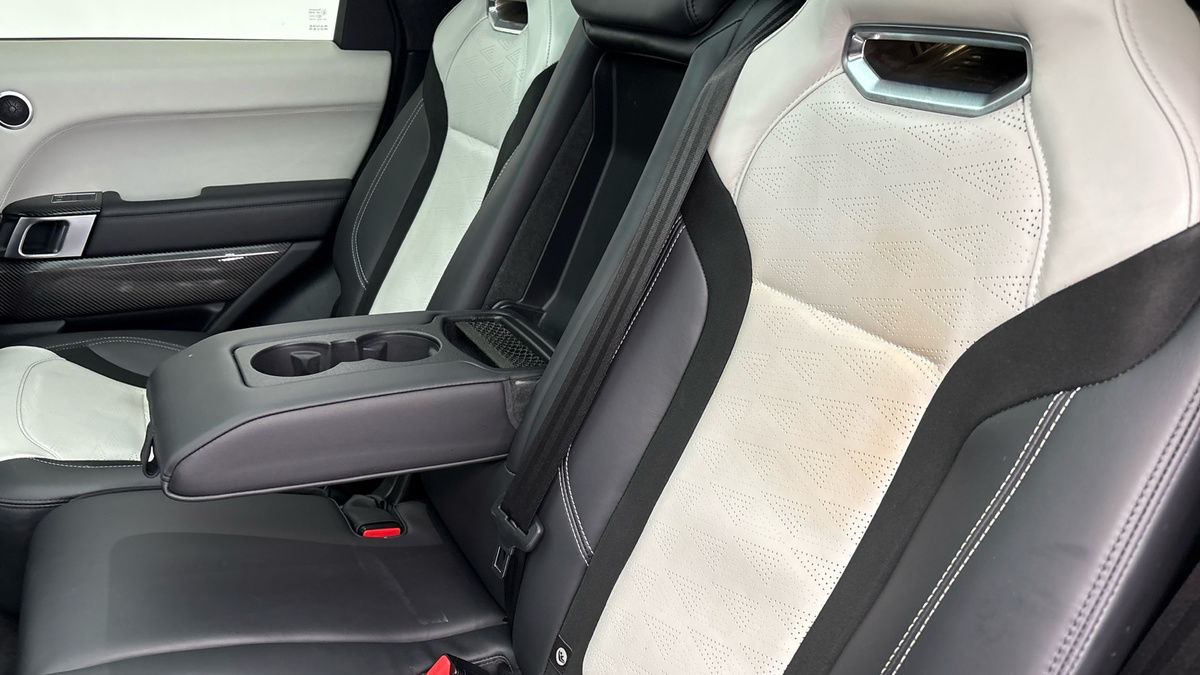 Land Rover Range Rover Sport Image 9