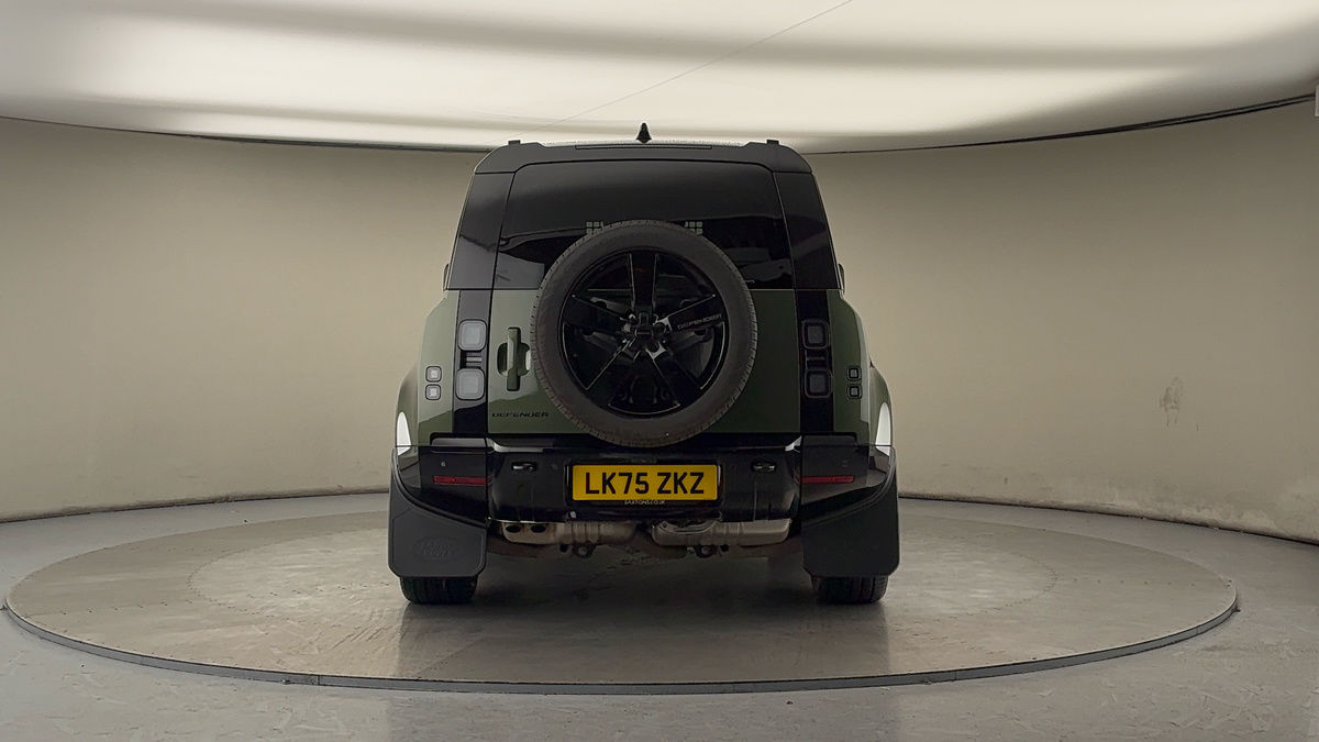 Land Rover Defender 90 Image 4