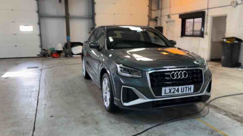 More views of Audi Q2
