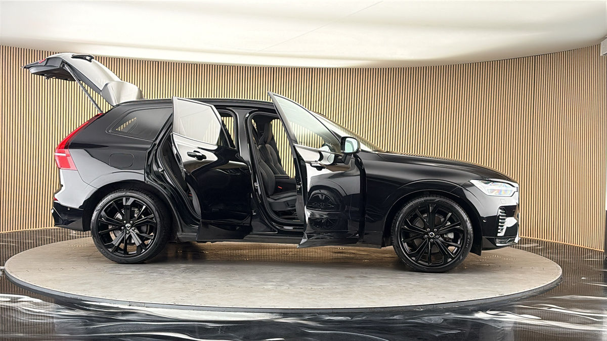 More views of Volvo XC60