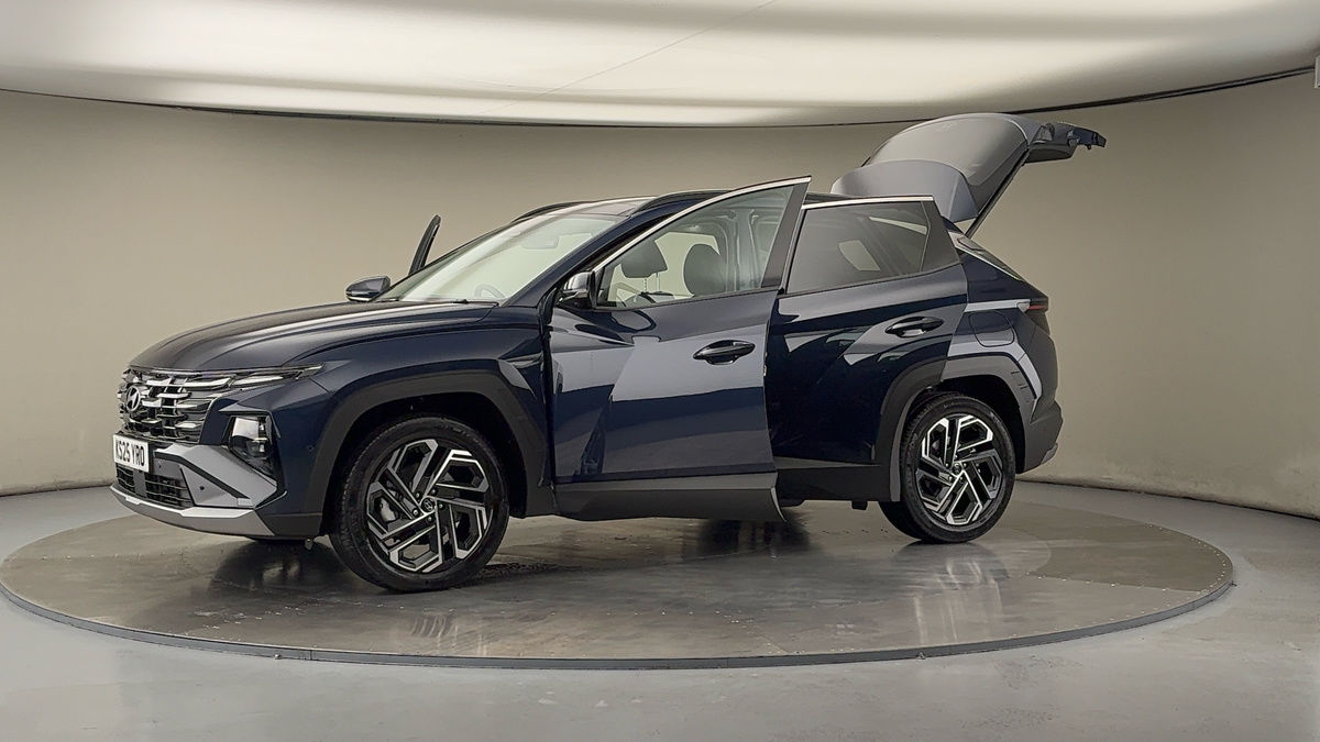 More views of Hyundai TUCSON