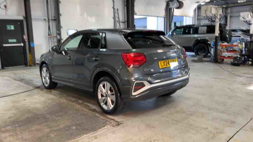 More views of Audi Q2