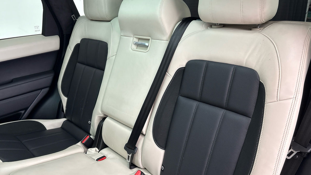 Land Rover Range Rover Sport Image 8