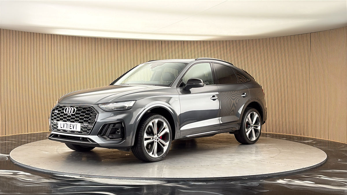 More views of Audi Q5