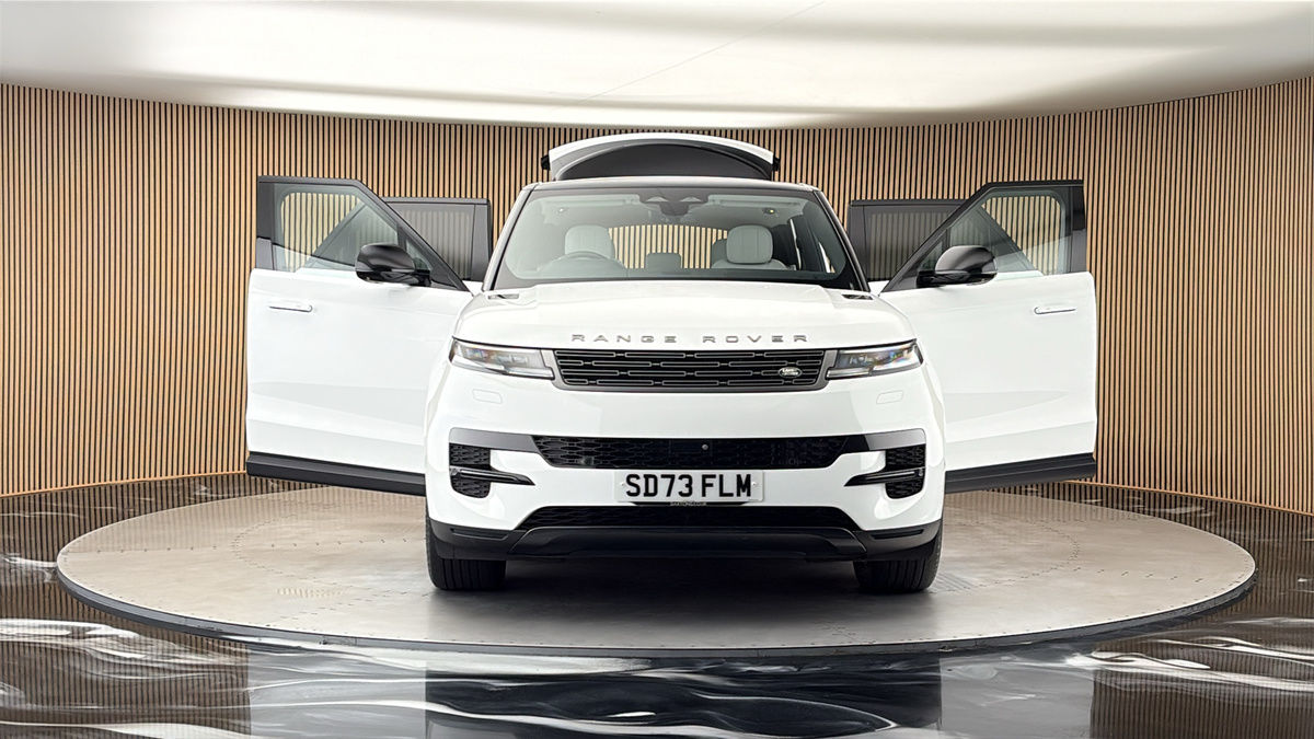 More views of Land Rover Range Rover Sport