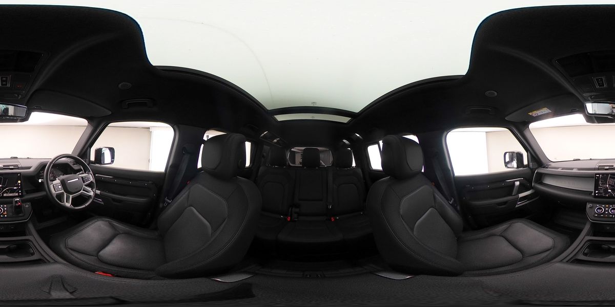 More views of Land Rover Defender 110