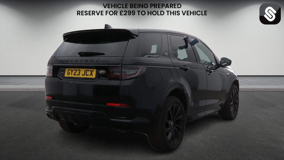 Land Rover Discovery Sport Image 4
