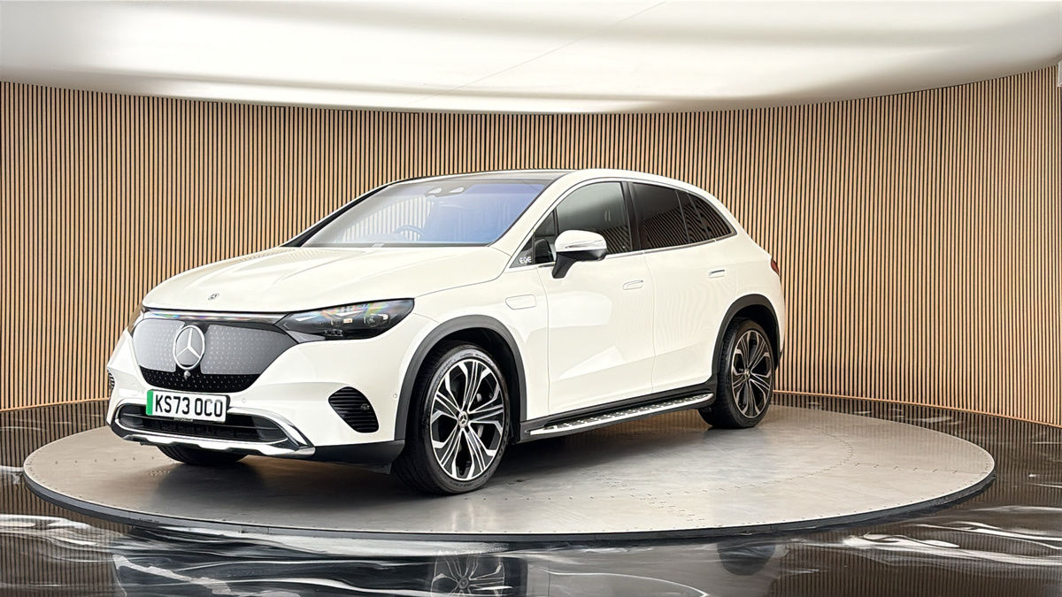 More views of Mercedes-Benz EQE