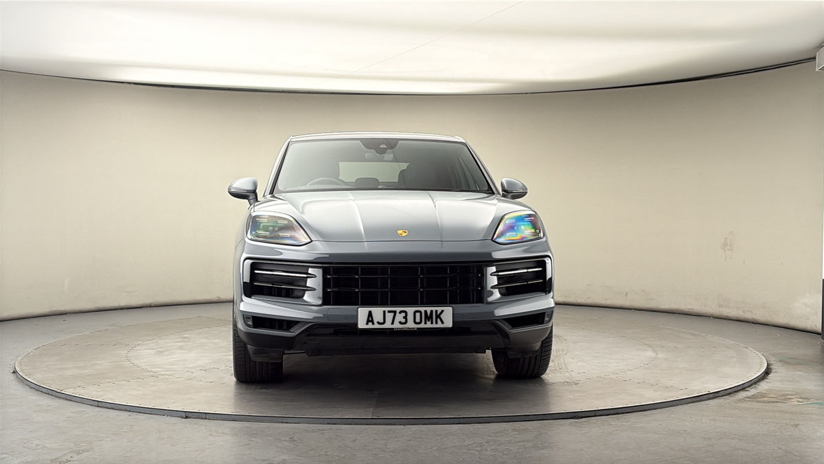 More views of Porsche Cayenne