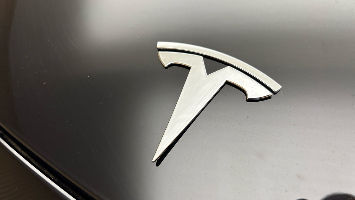 Tesla Model Y Image 24