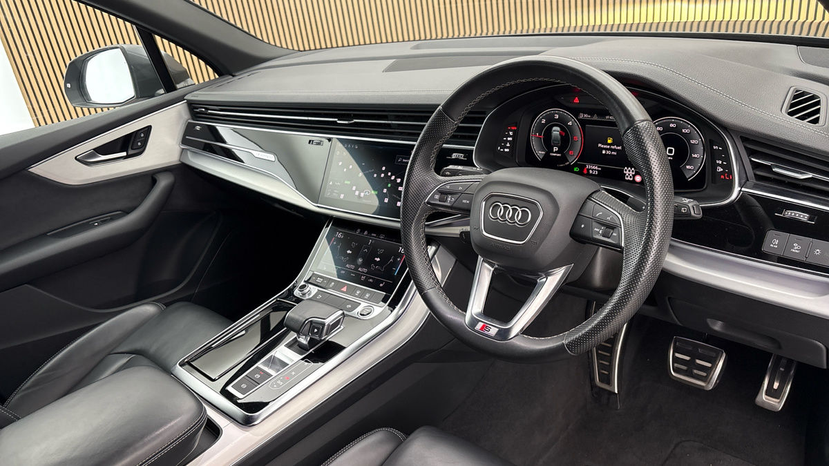 Audi Q7 Image 5