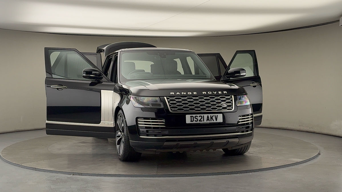 More views of Land Rover Range Rover