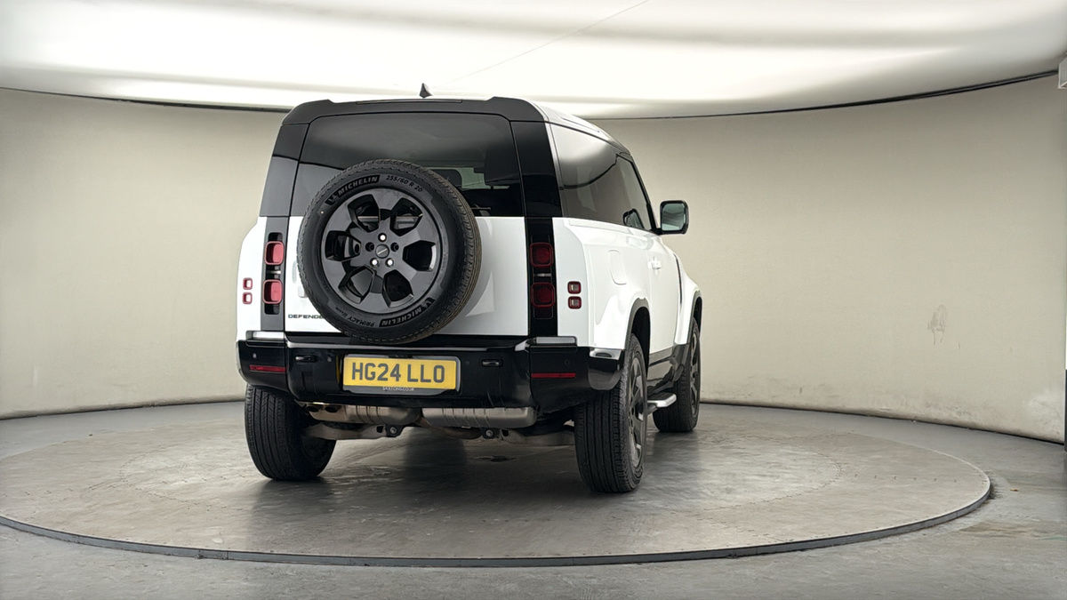 More views of Land Rover Defender 90