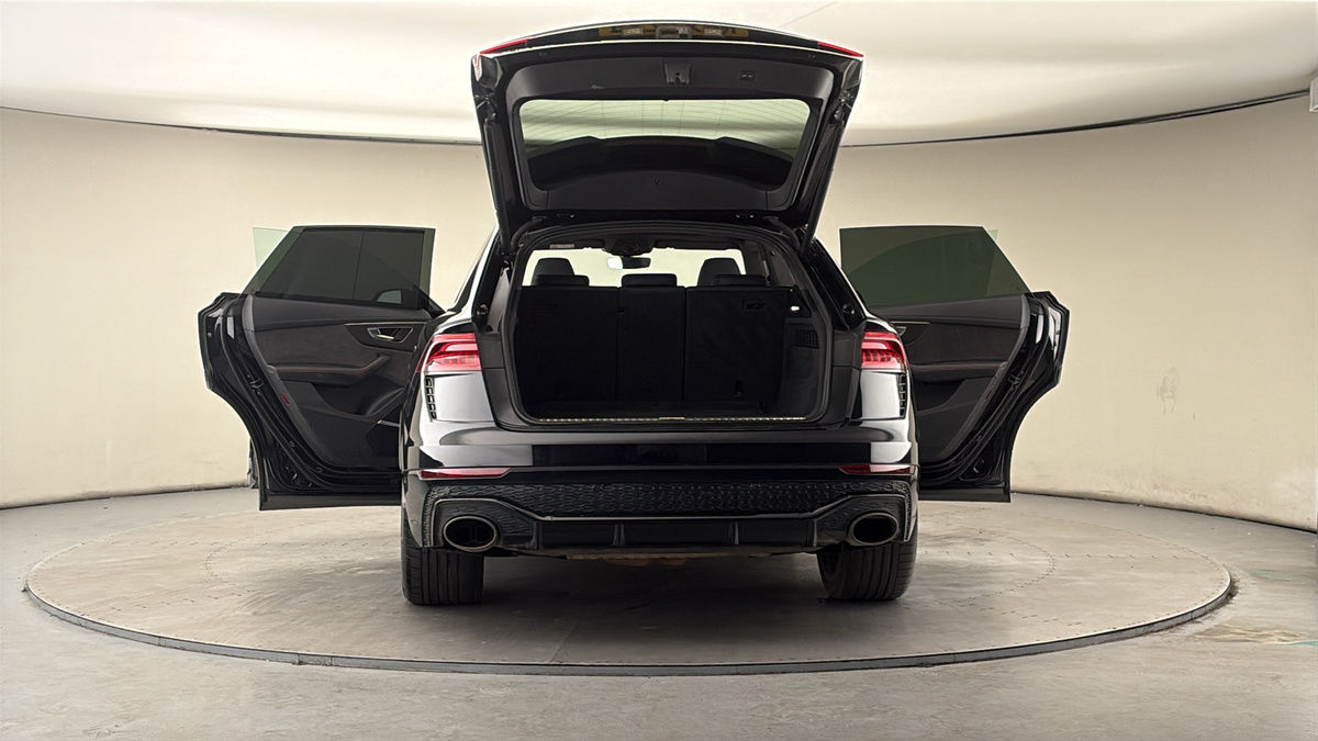 More views of Audi RSQ8