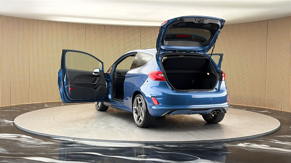 More views of Ford Fiesta