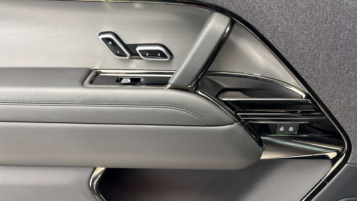 Land Rover Range Rover Sport Image 19