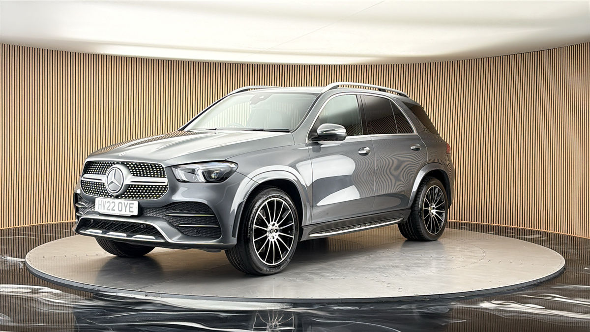 More views of Mercedes-Benz GLE