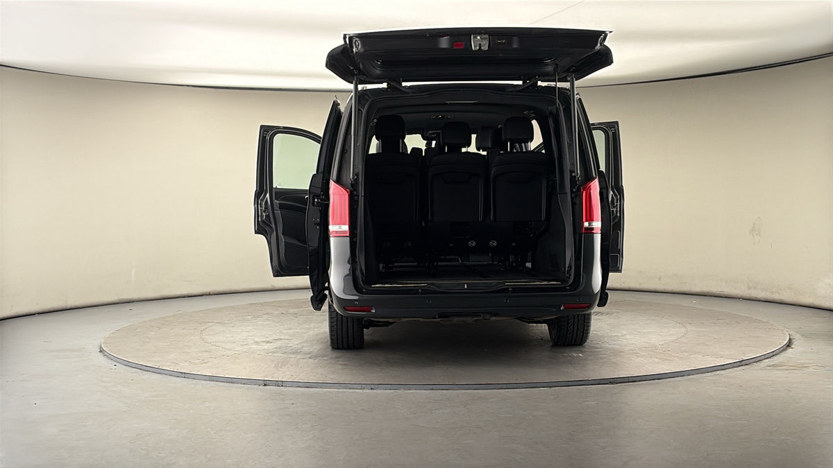 More views of Mercedes-Benz V Class