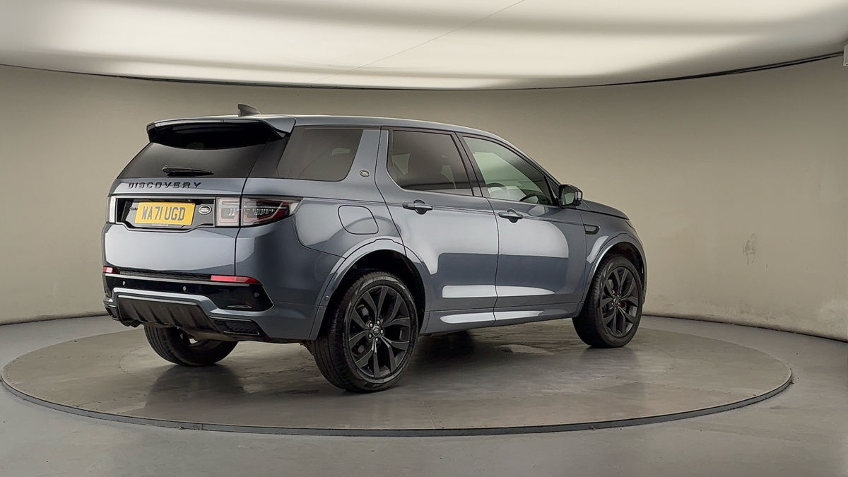 Land Rover Discovery Sport Image 21