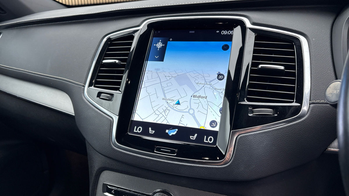 Volvo XC90 Image 17