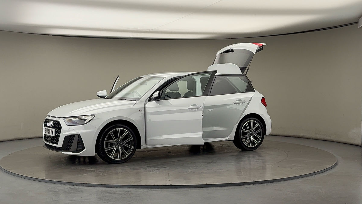 More views of Audi A1