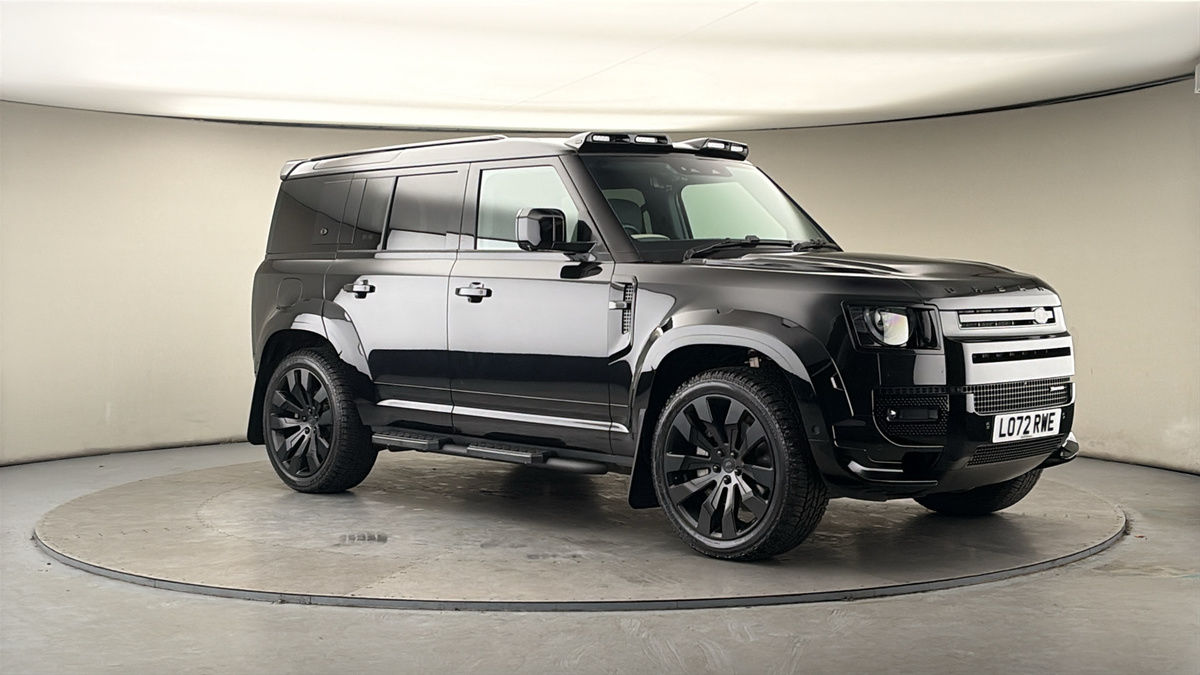 More views of Land Rover Defender 110