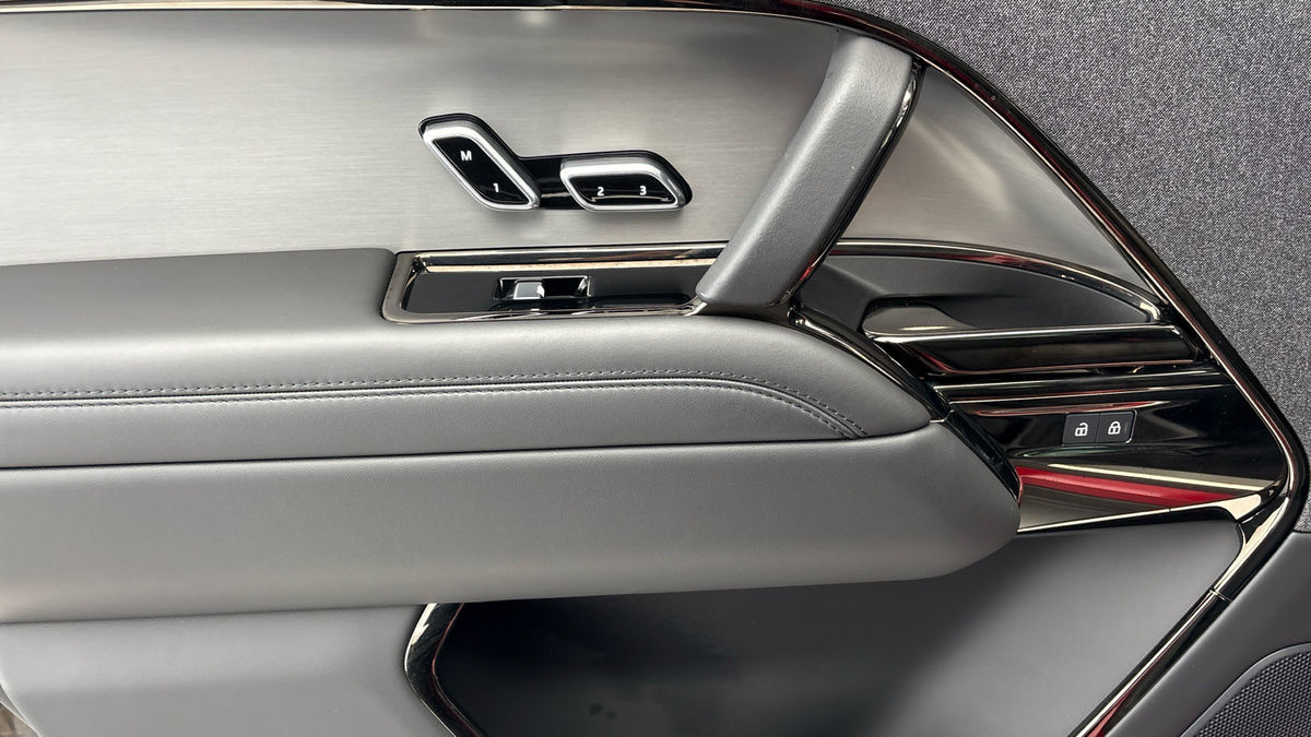 Land Rover Range Rover Sport Image 19