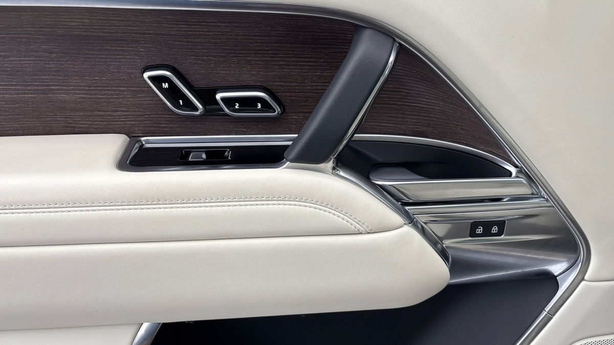 Land Rover Range Rover Image 19