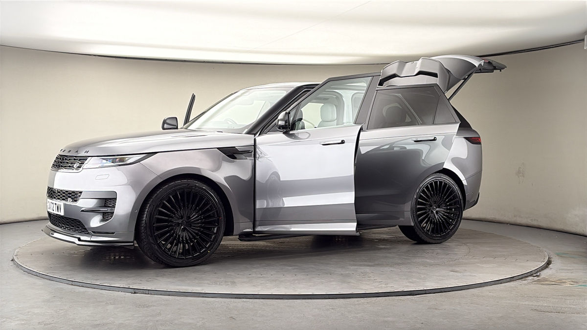 More views of Land Rover Range Rover Sport