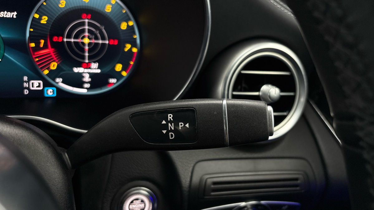 Mercedes-Benz GLC Image 6