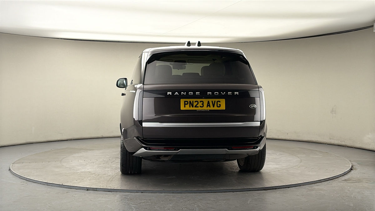 More views of Land Rover Range Rover