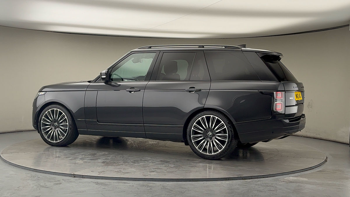 More views of Land Rover Range Rover