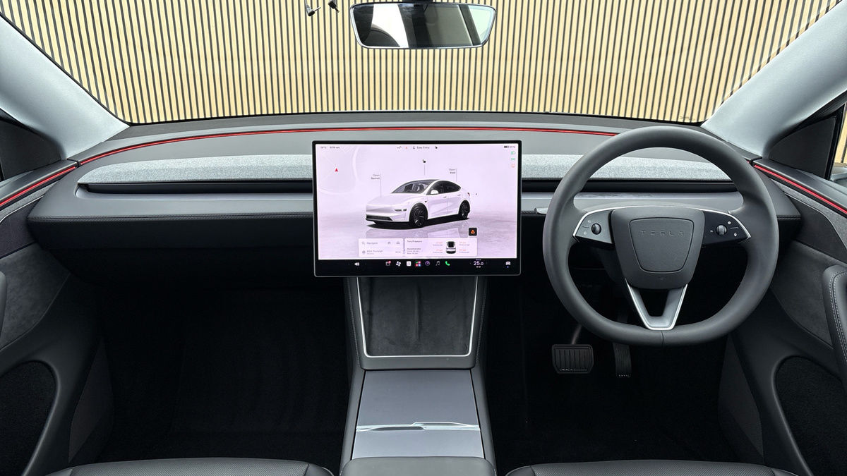 Tesla Model Y Image 12