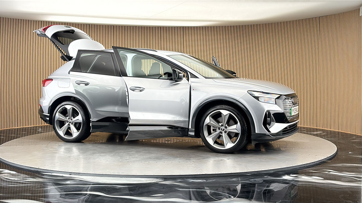 More views of Audi Q4 e-tron