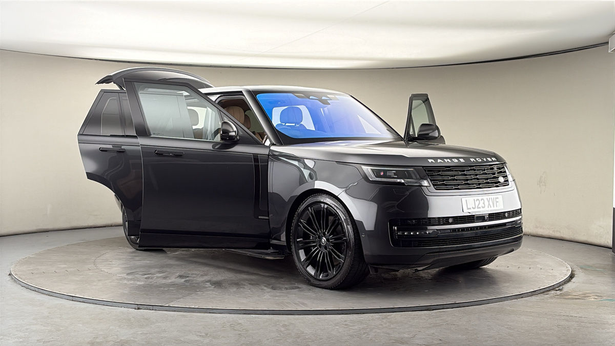 More views of Land Rover Range Rover