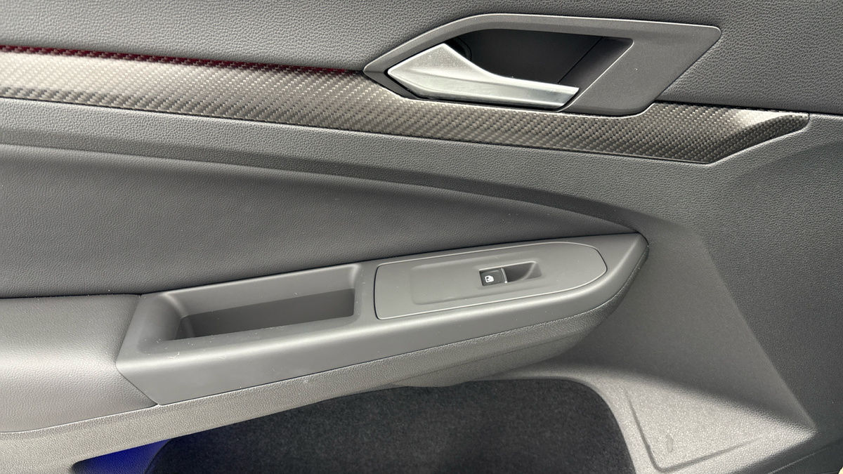 Volkswagen Golf Image 19