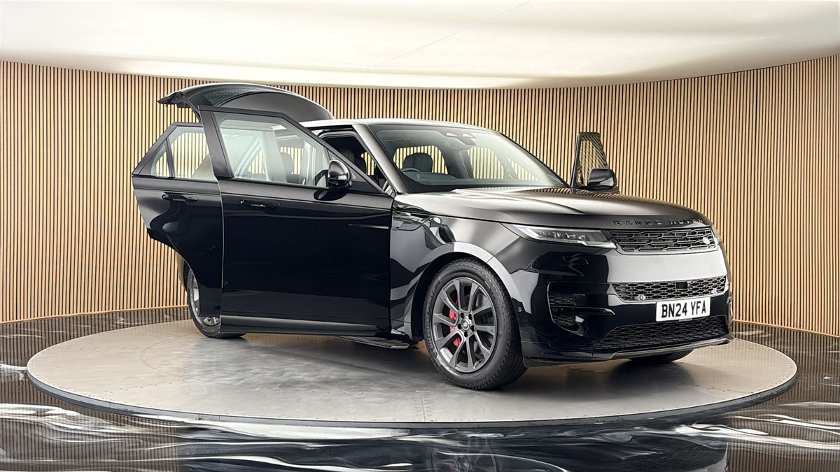 More views of Land Rover Range Rover Sport