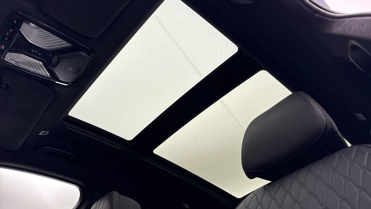 BMW X7 Image 6