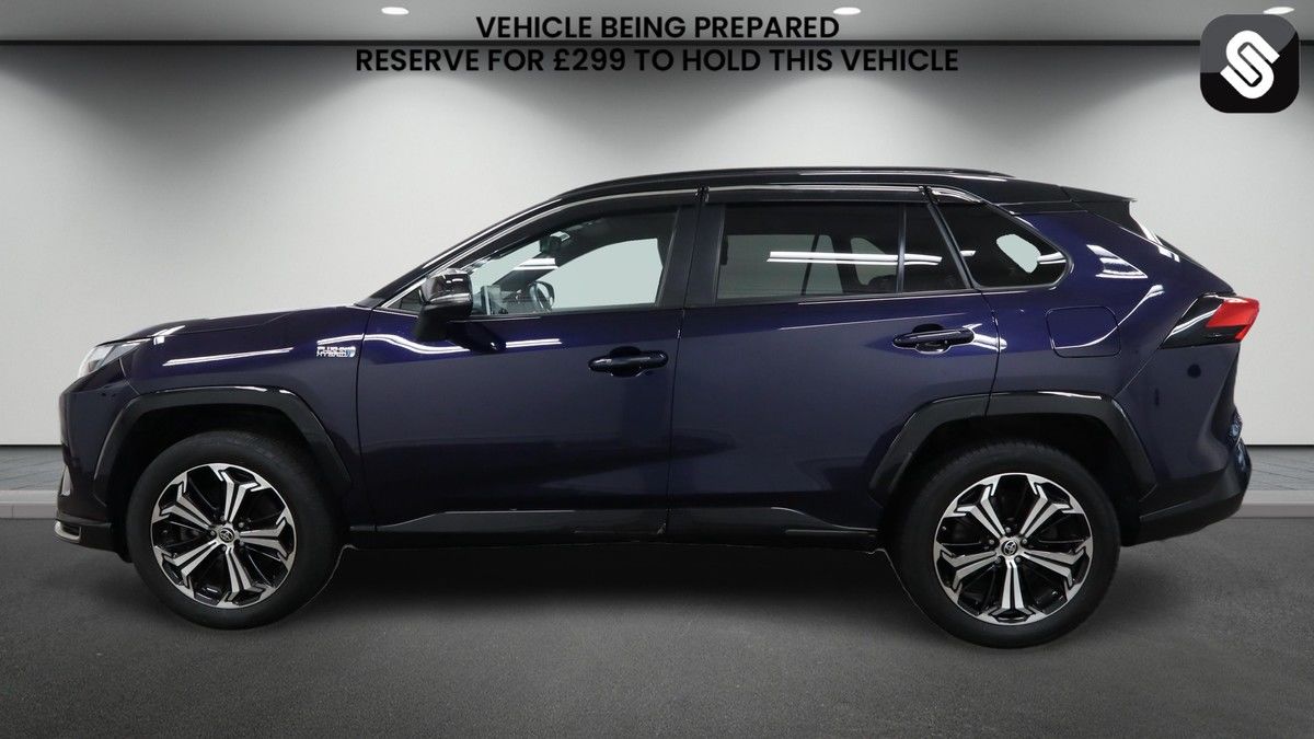 Toyota RAV4 Image 6